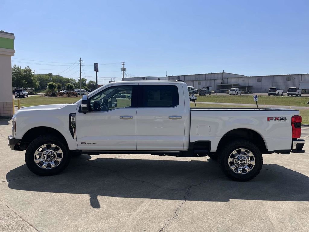 2025 Ford F350 Lariat