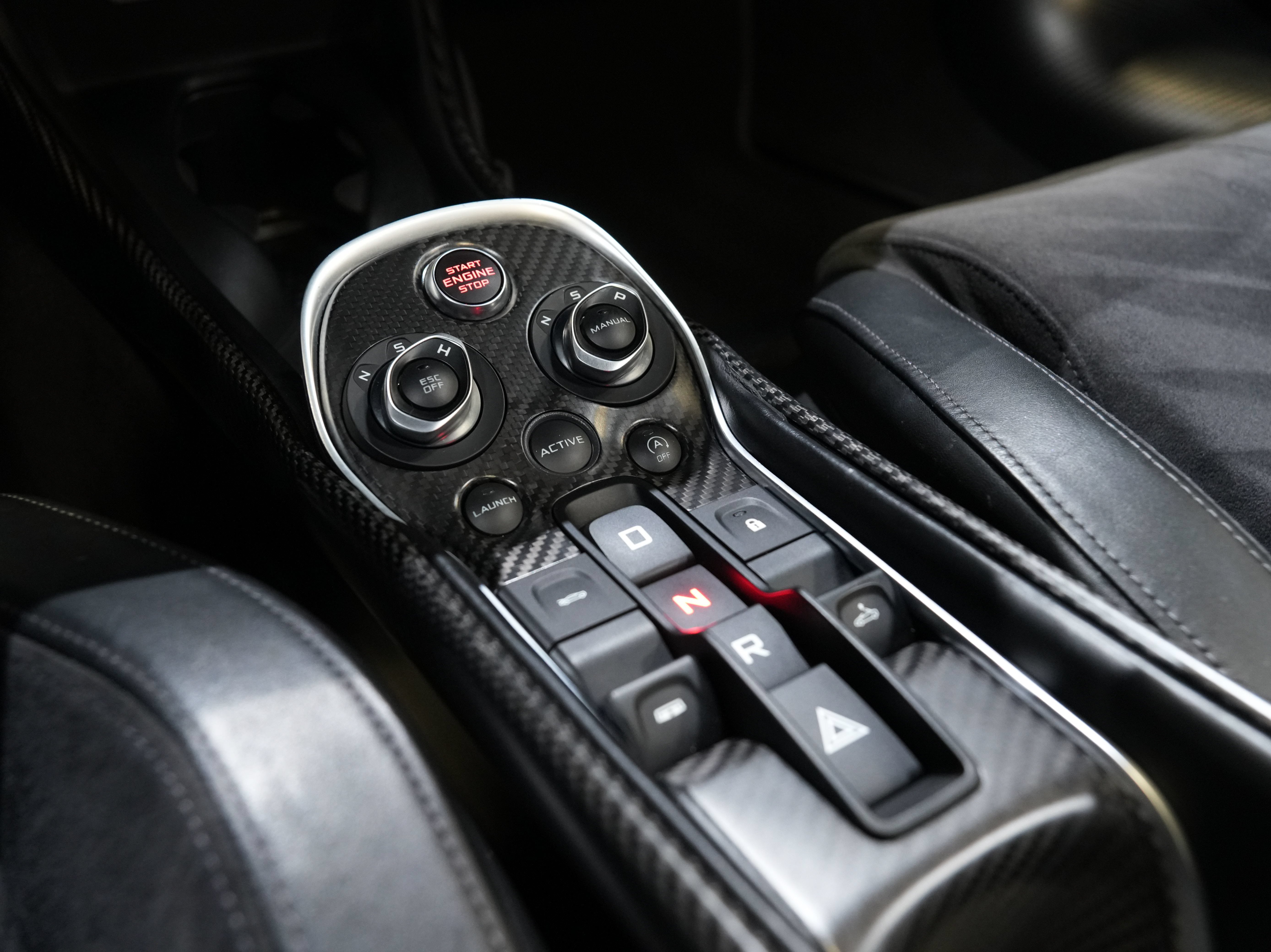 Used 2020 McLaren 600LT Spider photo 43