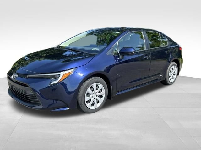 Used 2023 Toyota Corolla LE w/ Carpet Mat Package (TMS)