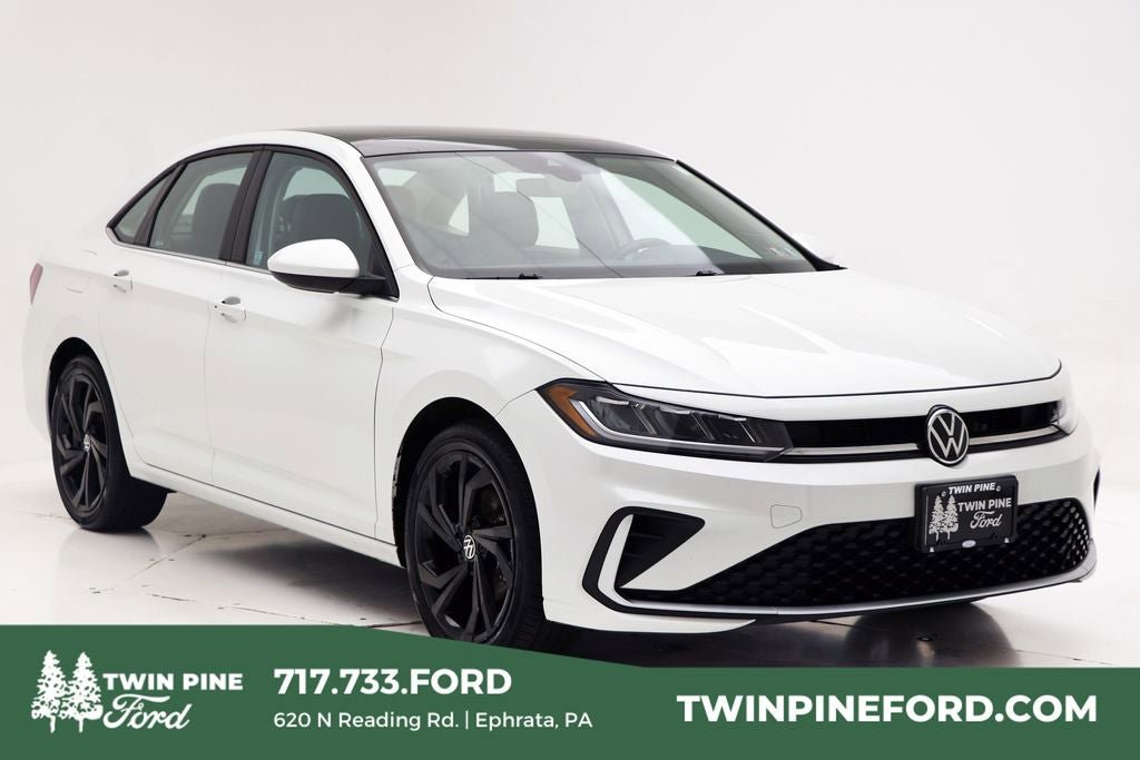 Used 2025 Volkswagen Jetta SE