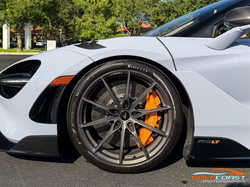 Used 2021 McLaren 765LT photo 41