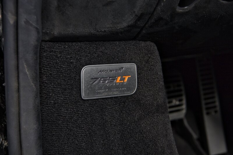 Used 2022 McLaren 765LT photo 44