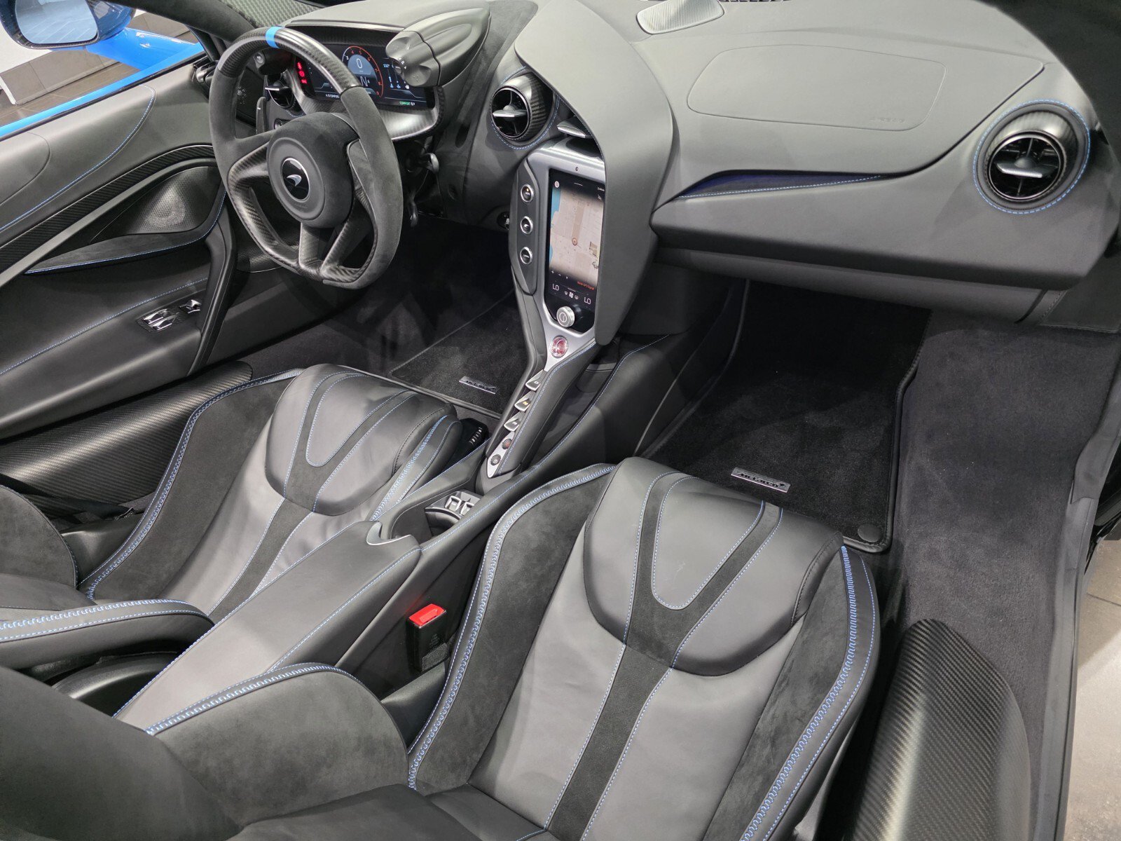 Used 2024 McLaren 750S Spider photo 27