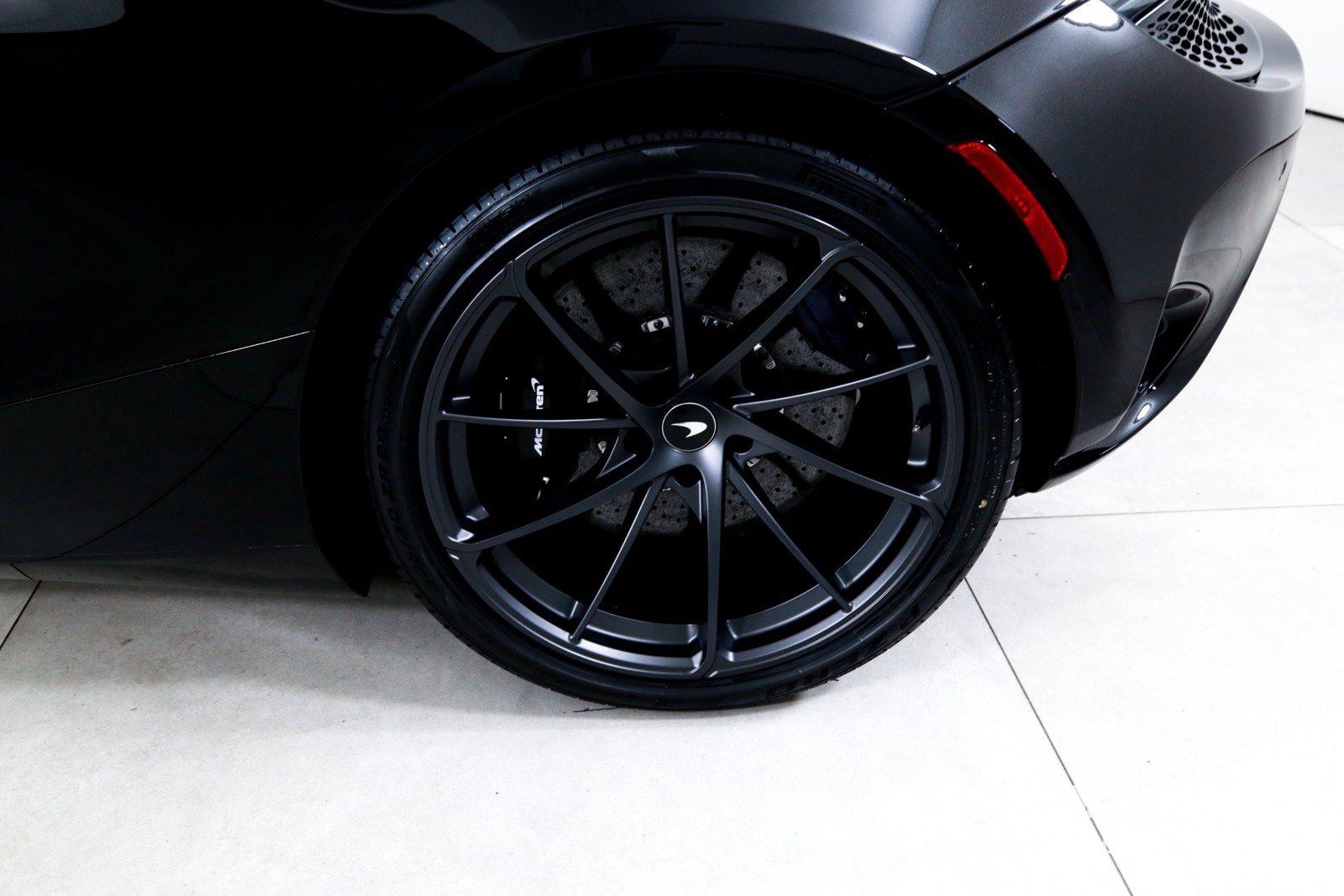 New 2027 McLaren 750S photo 30