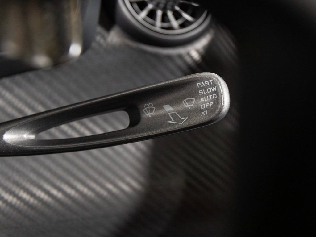 Used 2015 McLaren P1 photo 36