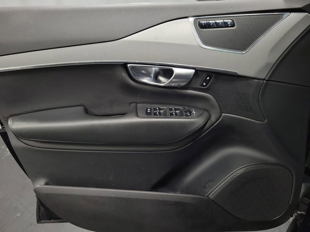 2023 Volvo Xc90 B5 Core