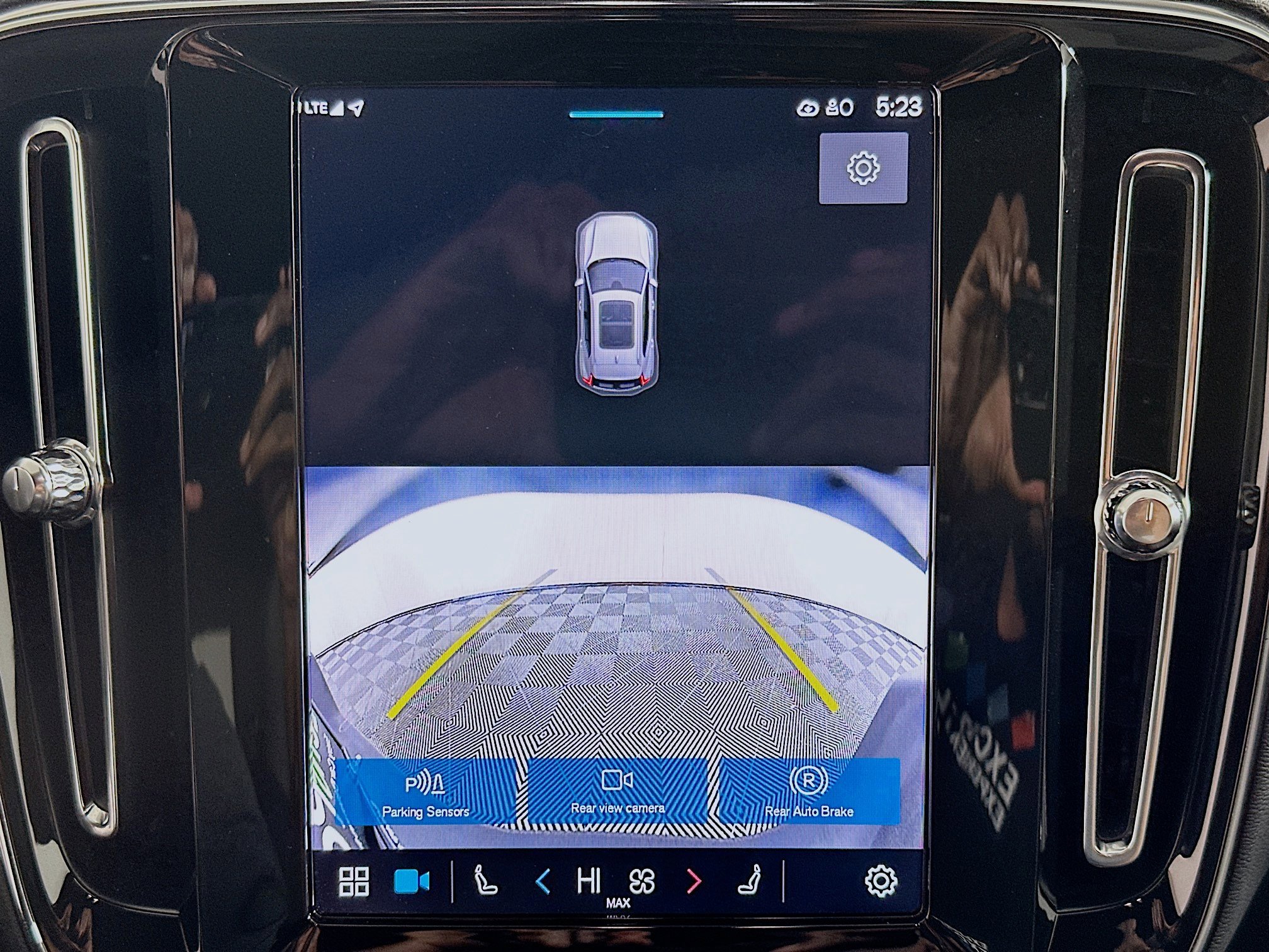 2025 Volvo Xc40 B5 Core