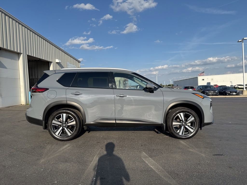 2025 Nissan Rogue SL