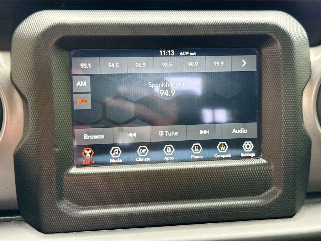 2022 Jeep Gladiator Sport