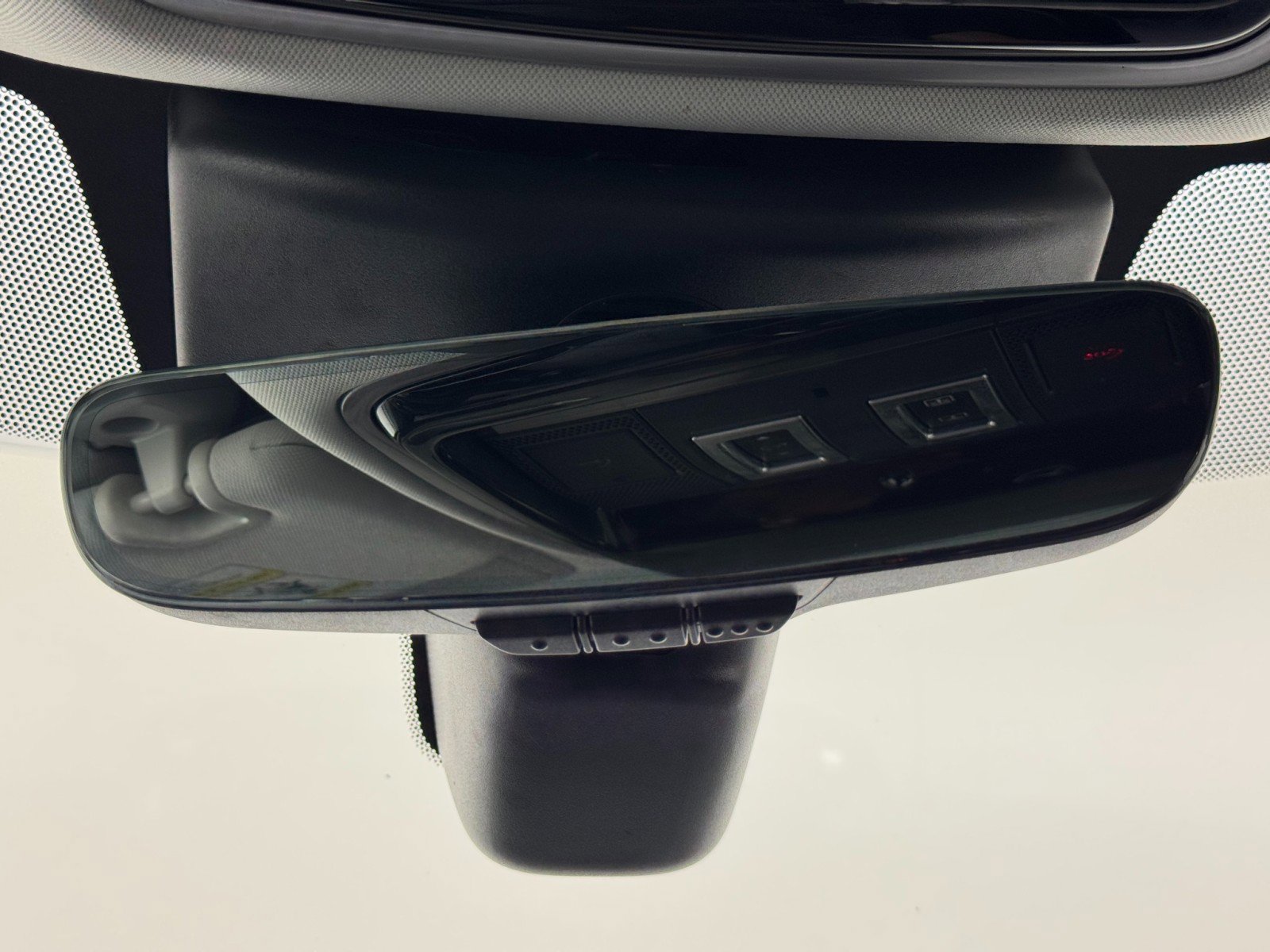 2022 Land Rover Range Rover Sport SVR Carbon Edition