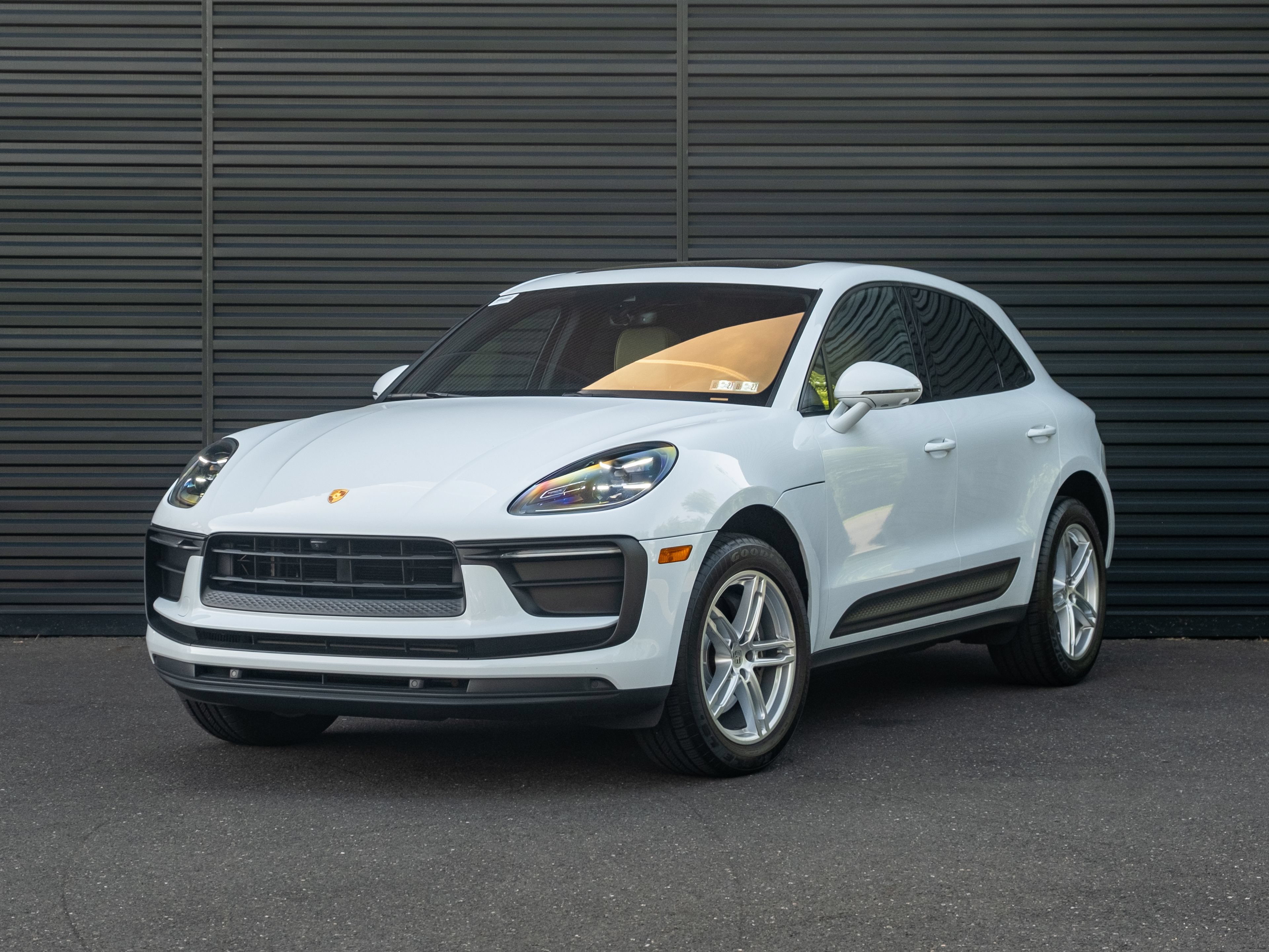 Certified 2022 Porsche Macan