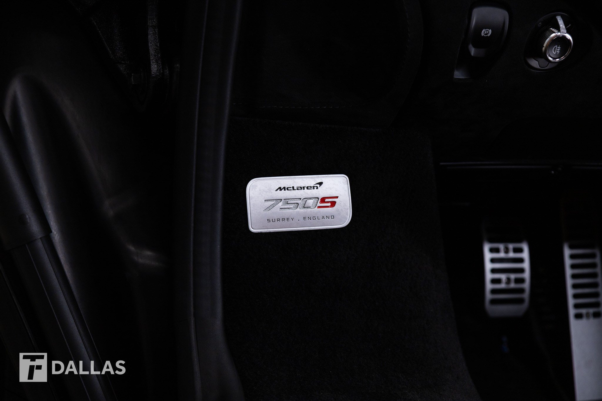 Used 2027 McLaren 750S Spider photo 23