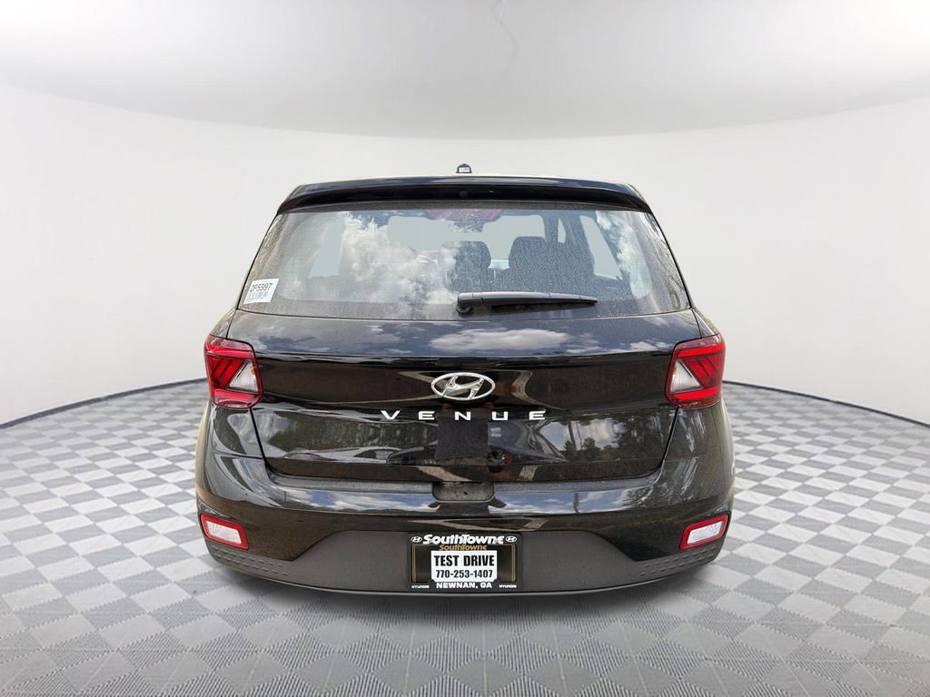 2026 Hyundai Venue SE