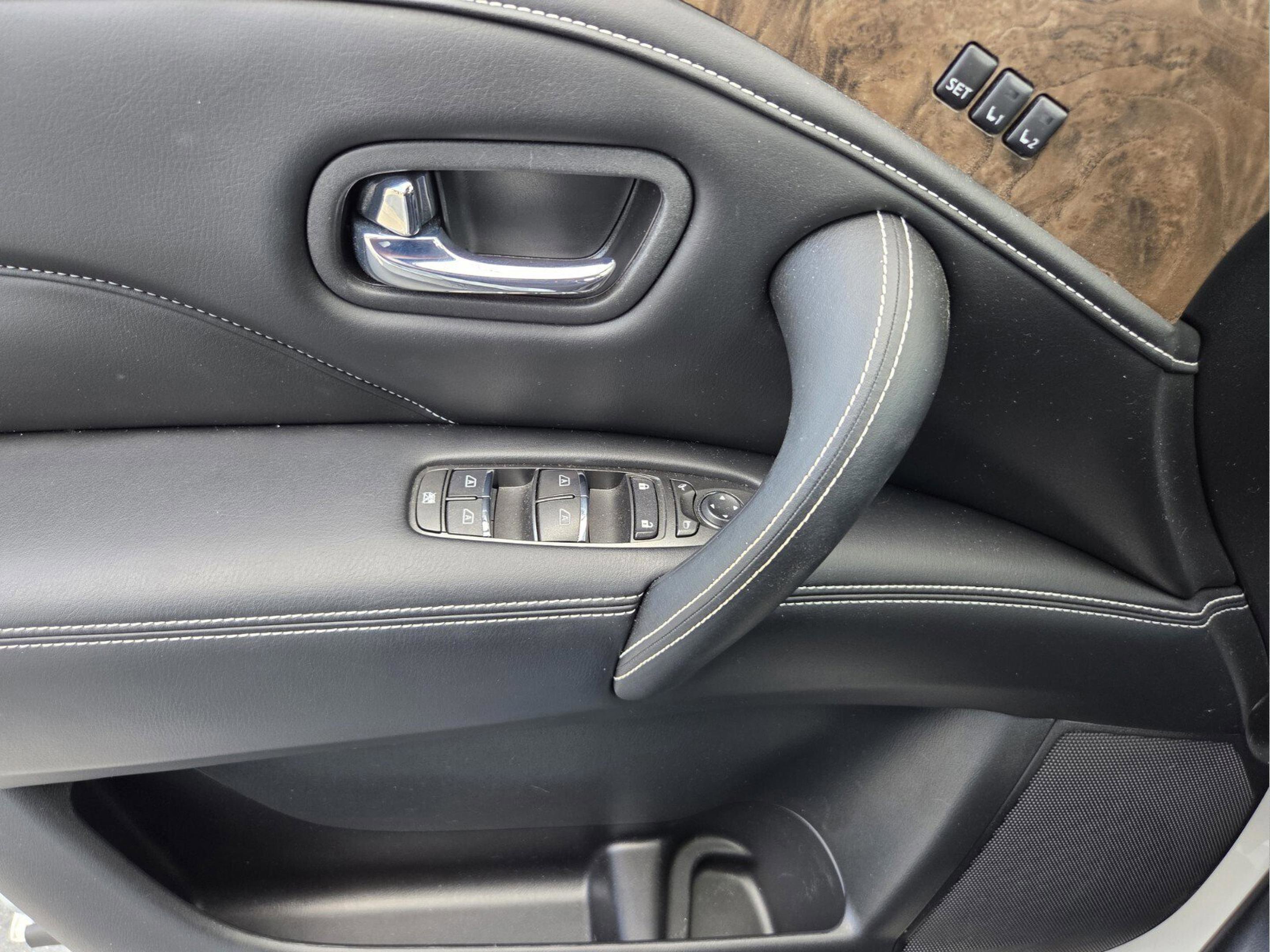 2023 INFINITI Qx80 Premium Select