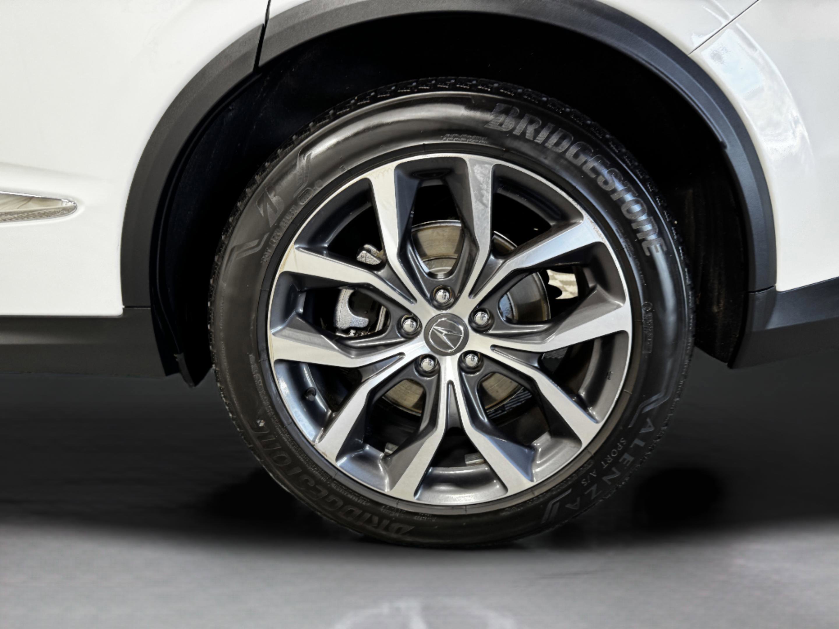 2023 Acura MDX FWD w/ Technology Package