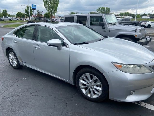 2013 Lexus ES 300h