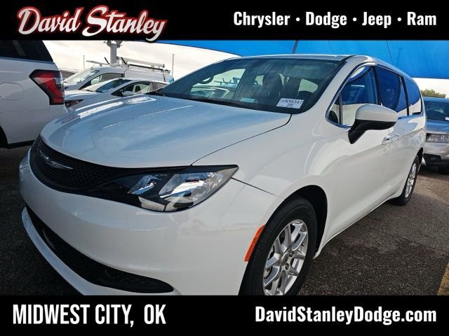 Used 2022 Chrysler Voyager LX