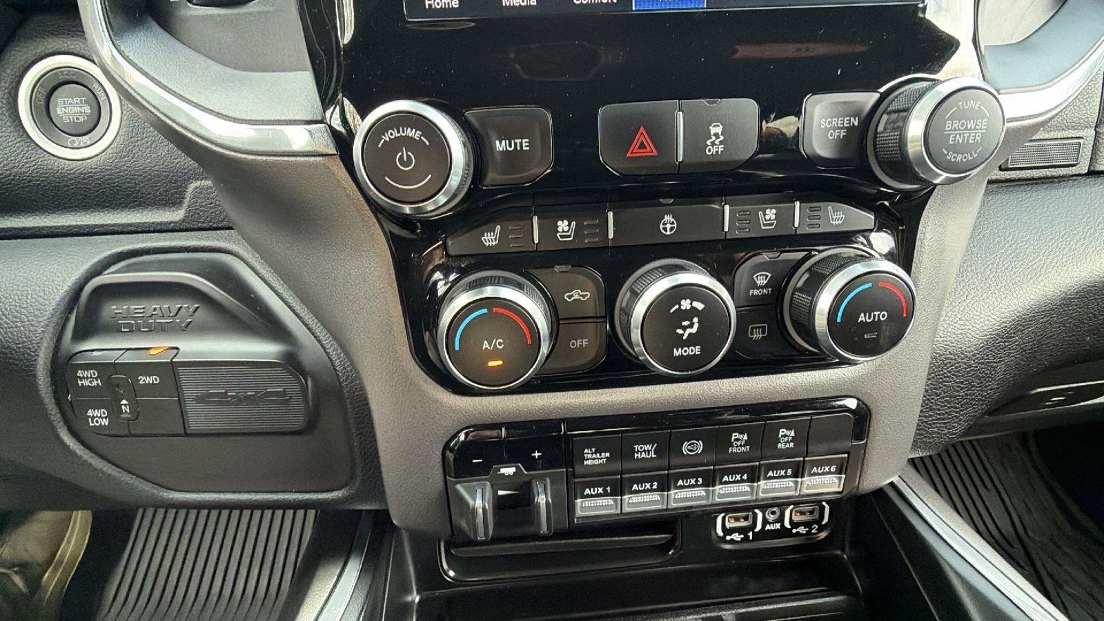 2022 RAM 3500 Laramie