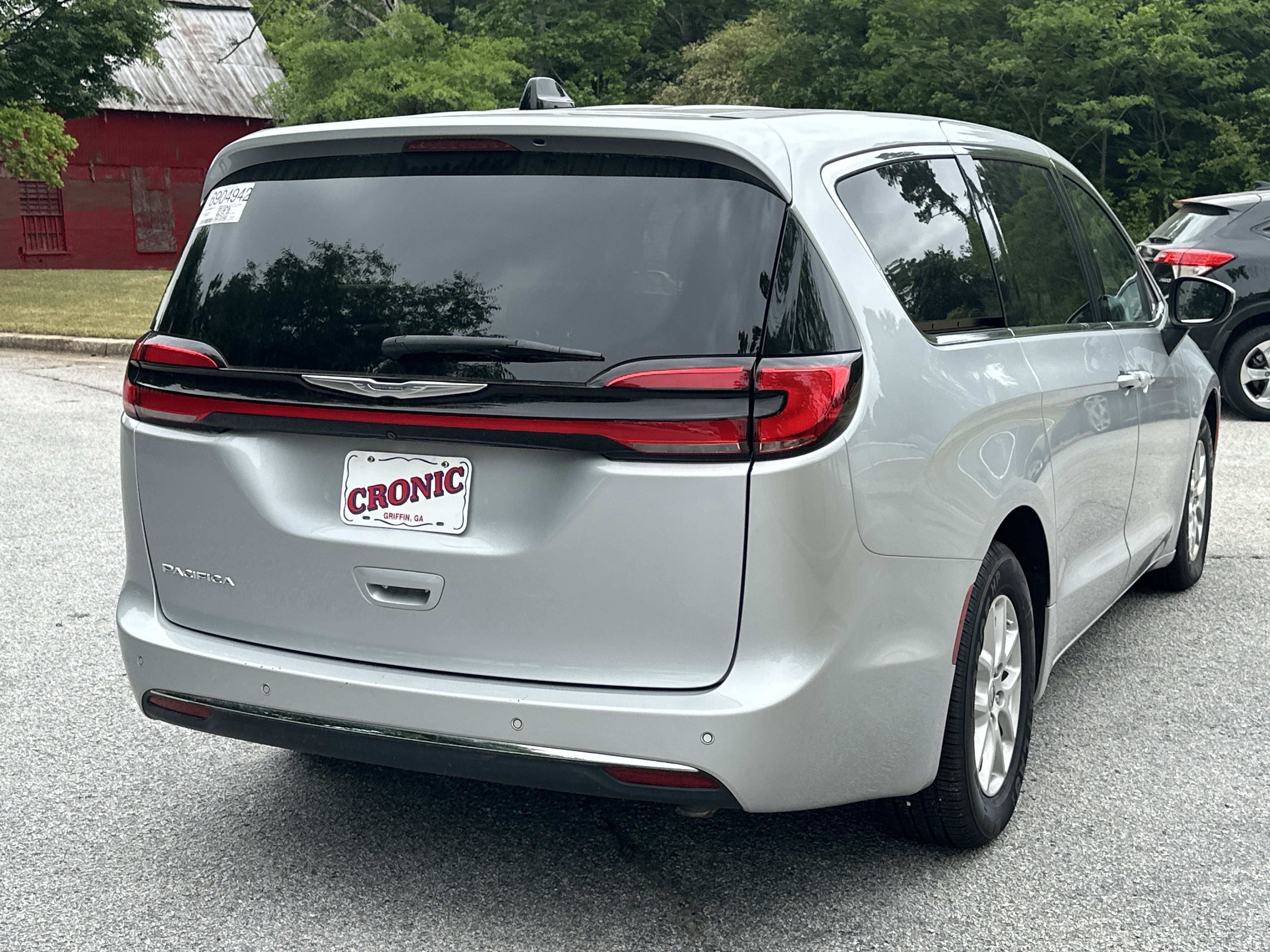 2023 Chrysler Pacifica Touring-L