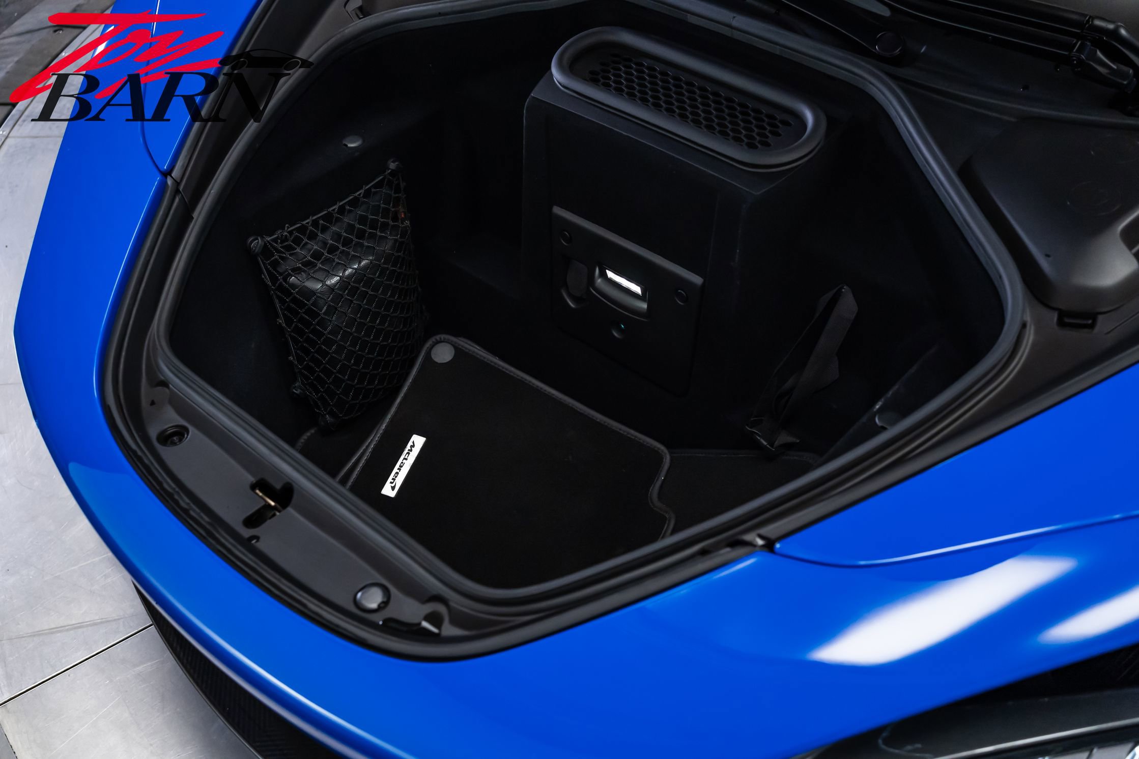 Used 2018 McLaren 720S Performance photo 43