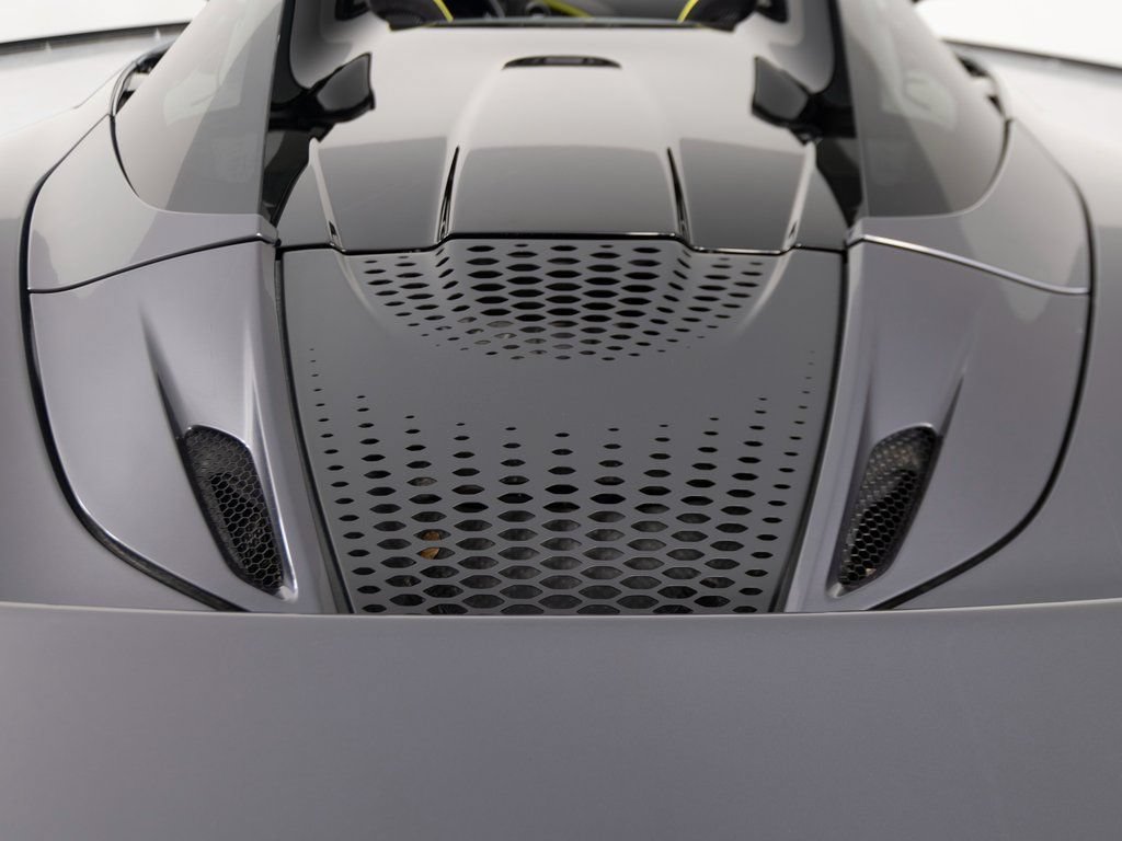 Used 2024 McLaren 750S Spider photo 45