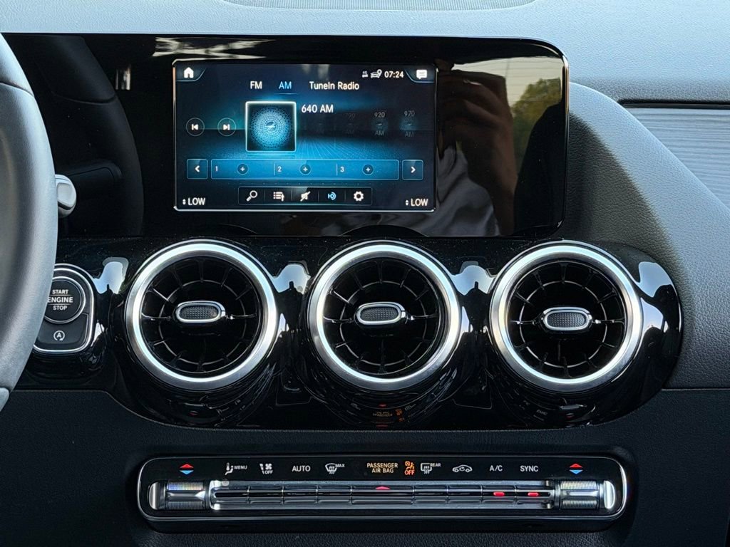 2022 Mercedes-Benz GLA 250