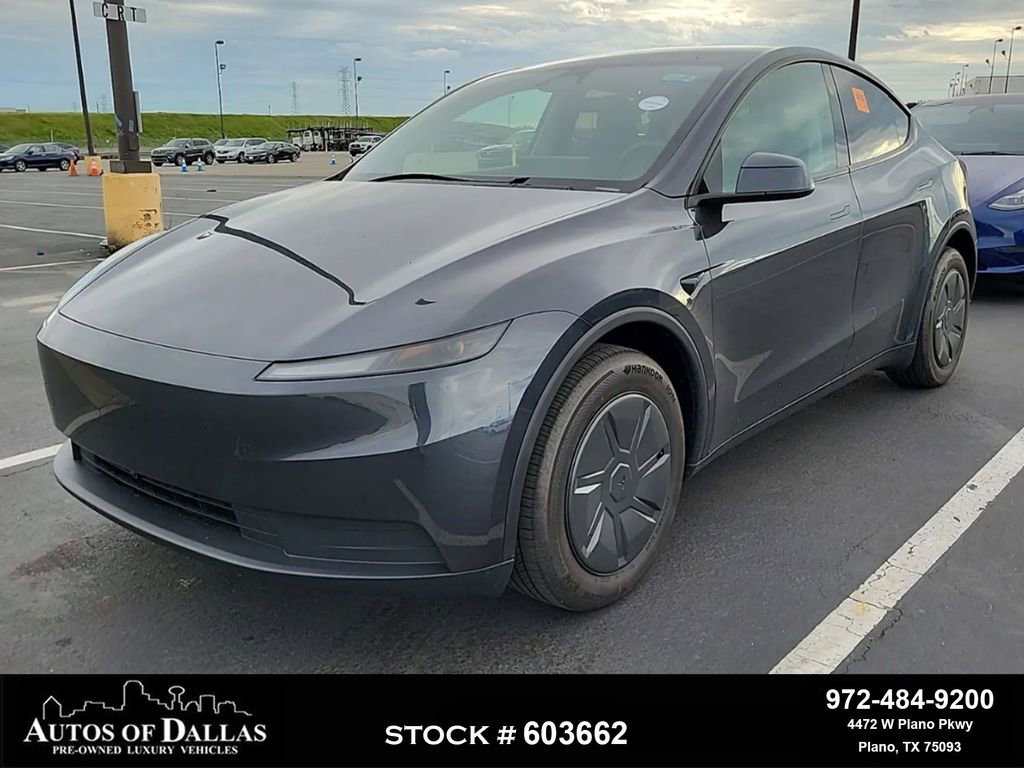 2026 Tesla Model Y 2WD