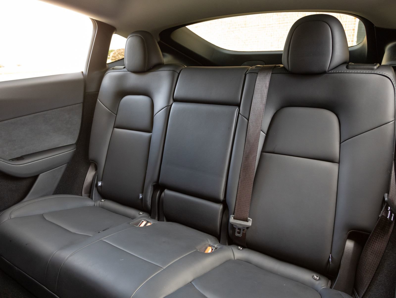 2024 Tesla Model Y 2WD