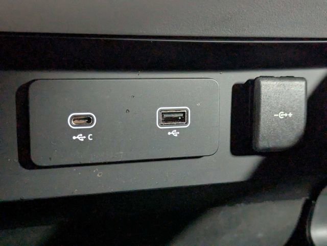 2023 Land Rover Defender 110 S