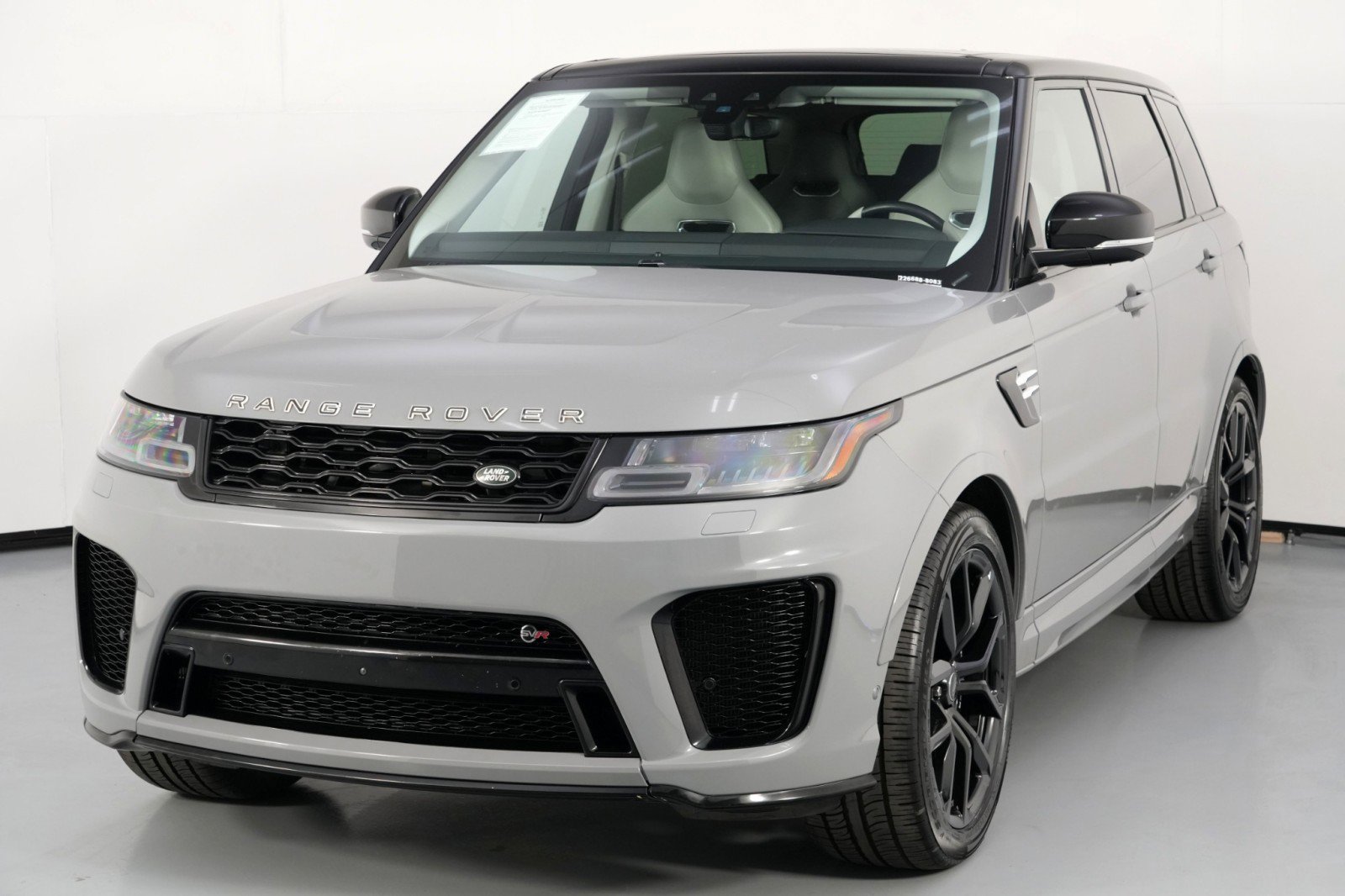 2022 Land Rover Range Rover Sport SVR Carbon Edition