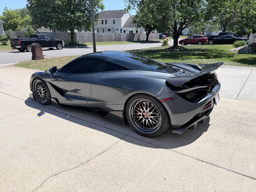 Used 2019 McLaren 720S Performance photo 15