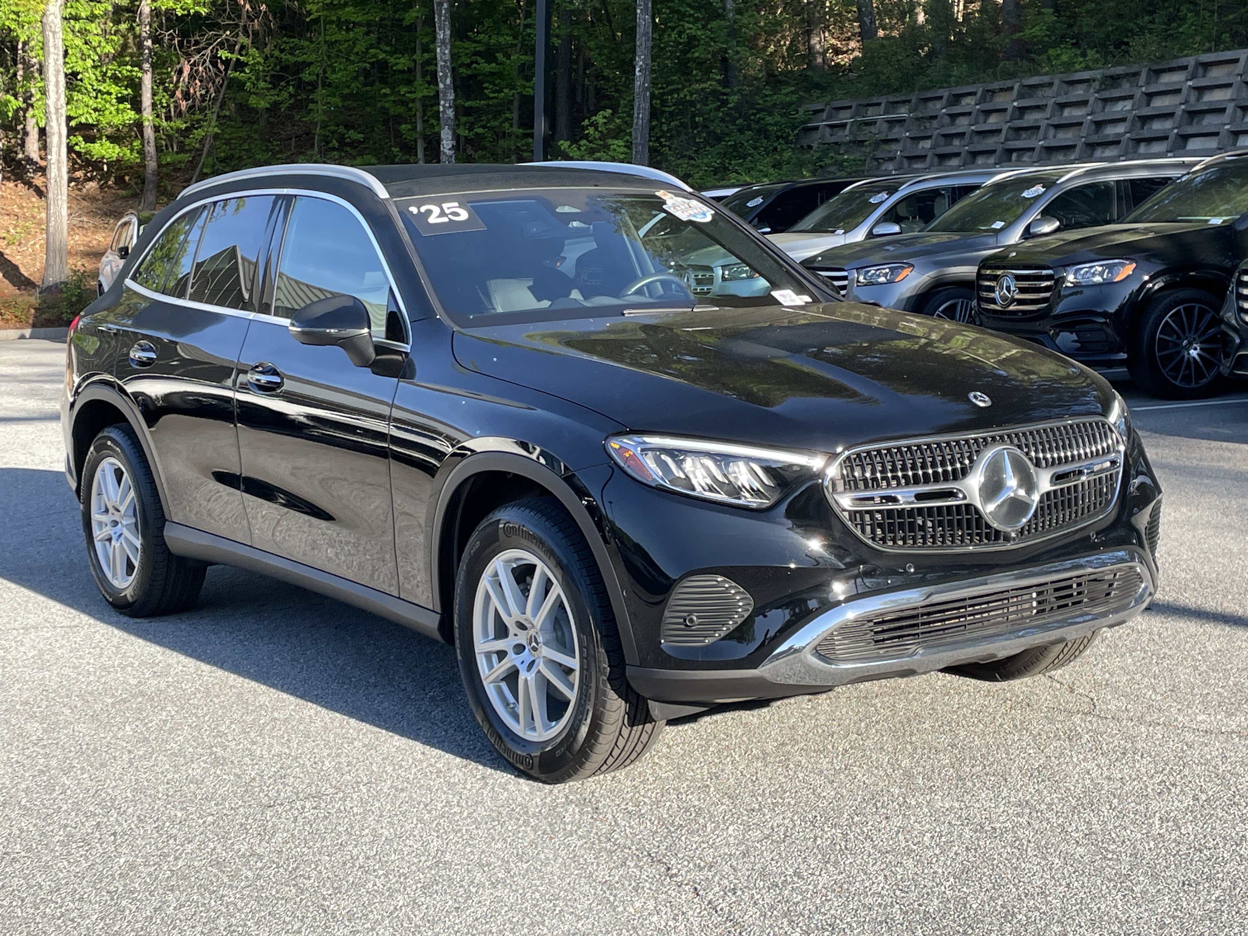 2025 Mercedes-Benz GLC 300 4MATIC