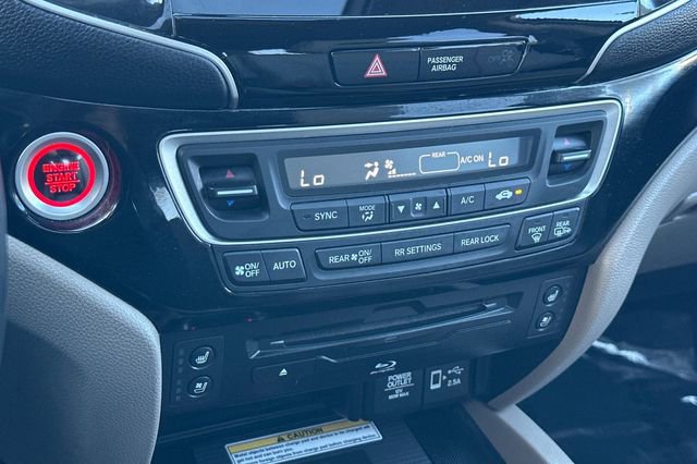 2021 Honda Pilot Elite