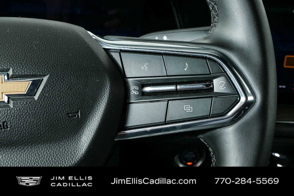 2025 Chevrolet Suburban LT