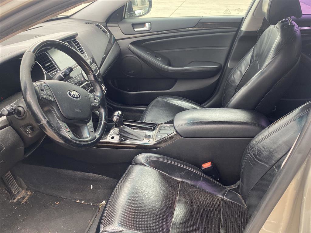 2014 Kia Cadenza Premium