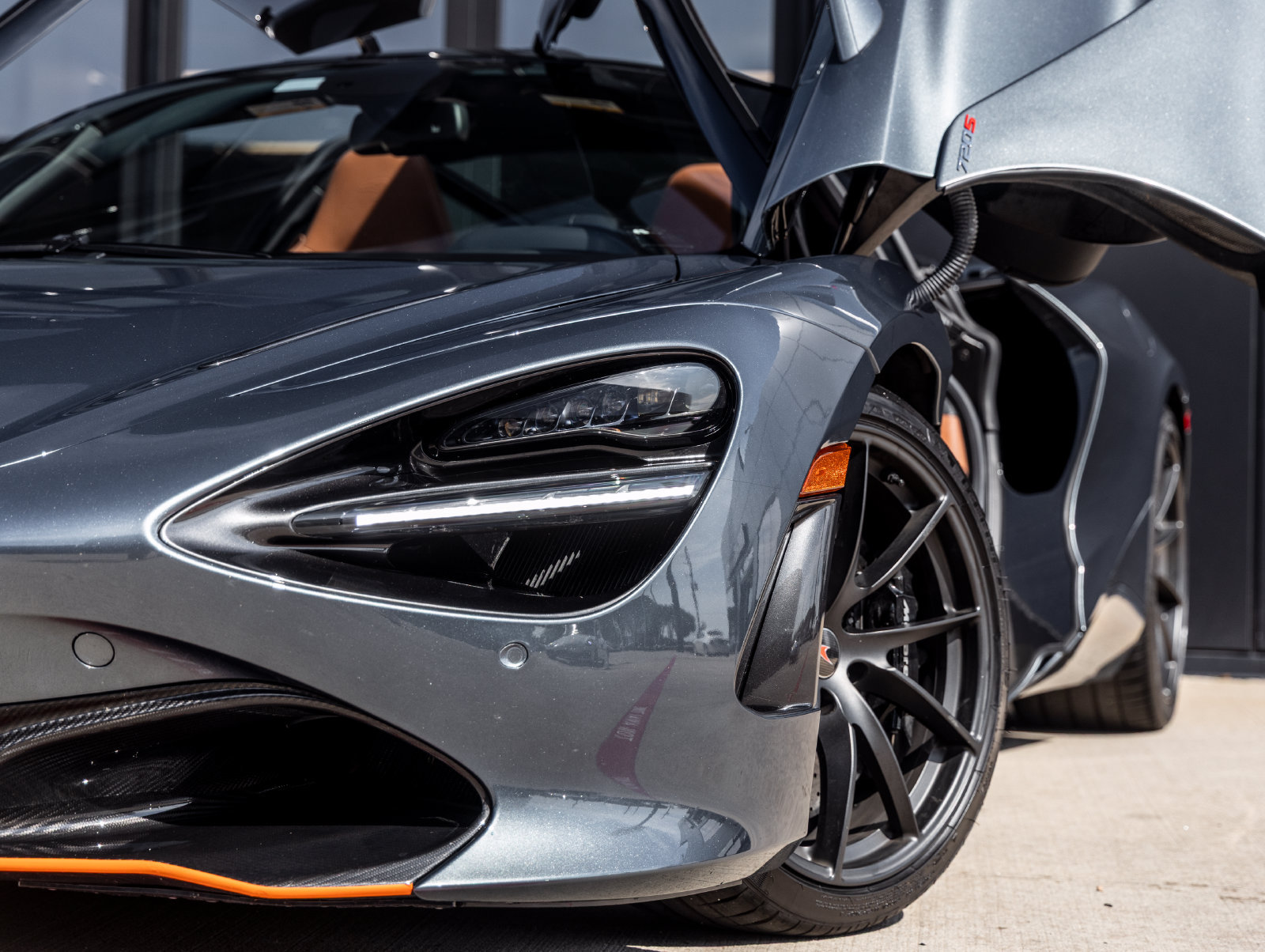 Used 2018 McLaren 720S photo 19