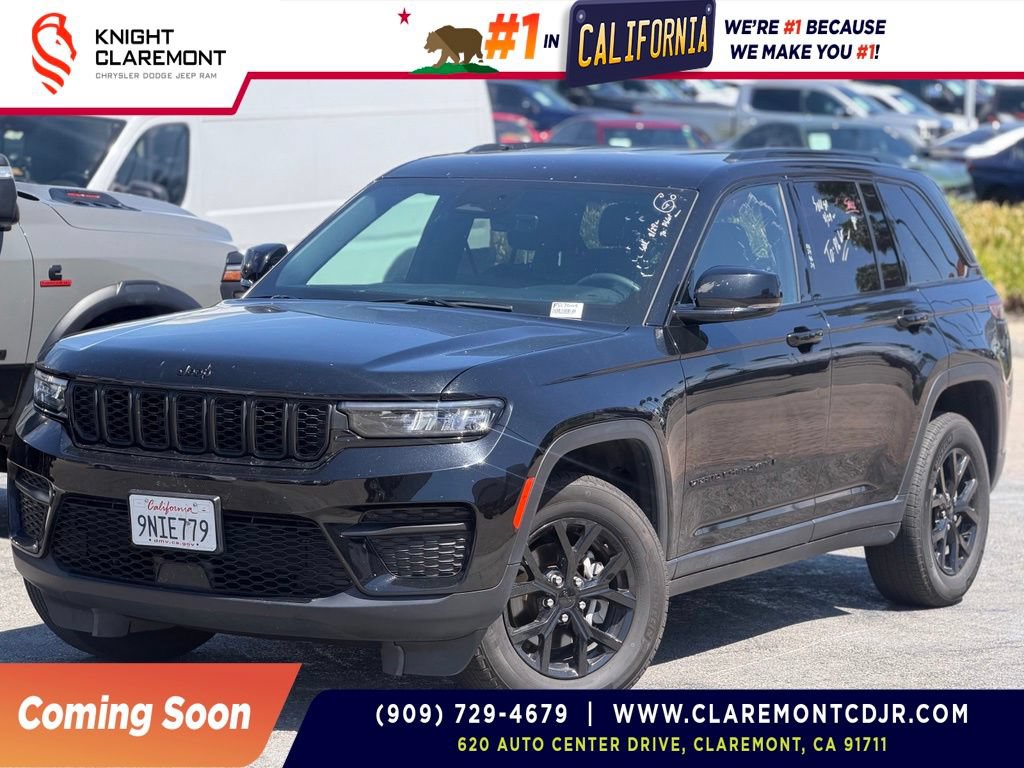 Used 2025 Jeep Grand Cherokee Altitude