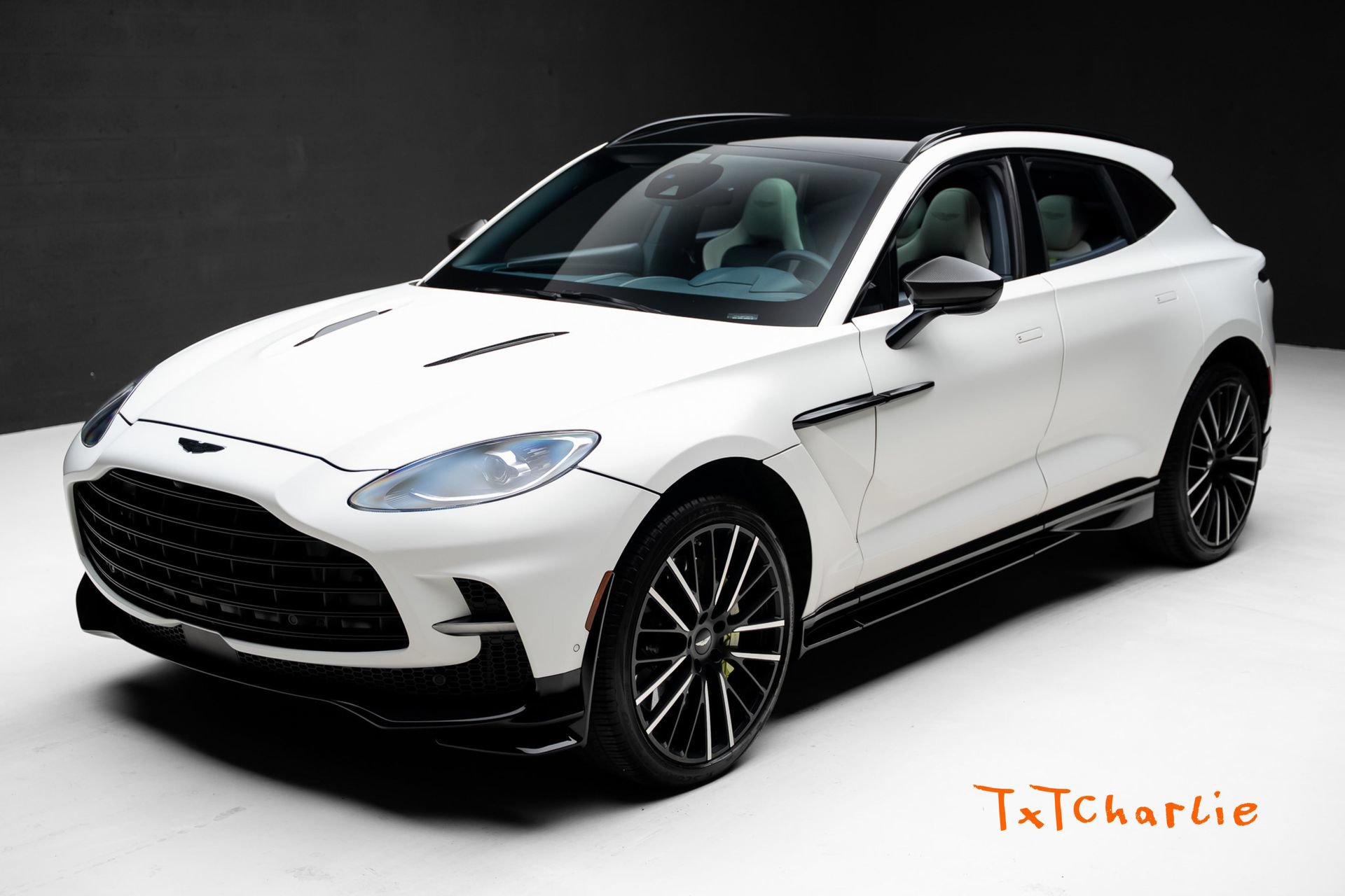 Used 2023 Aston Martin DBX 707