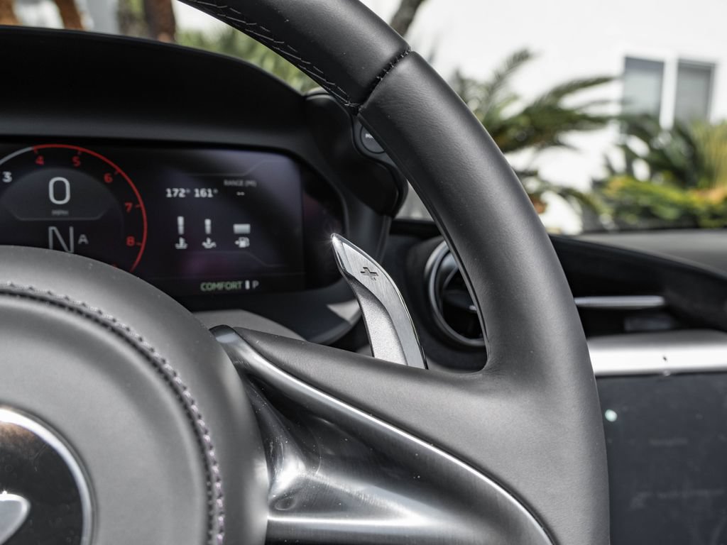 New 2026 McLaren 750S Spider photo 14