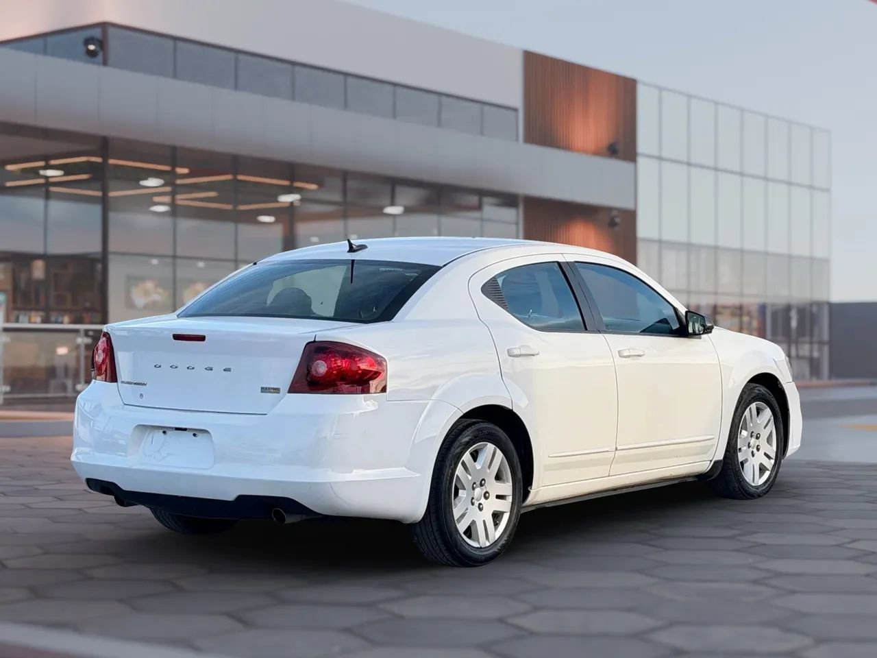 2012 Dodge Avenger SE