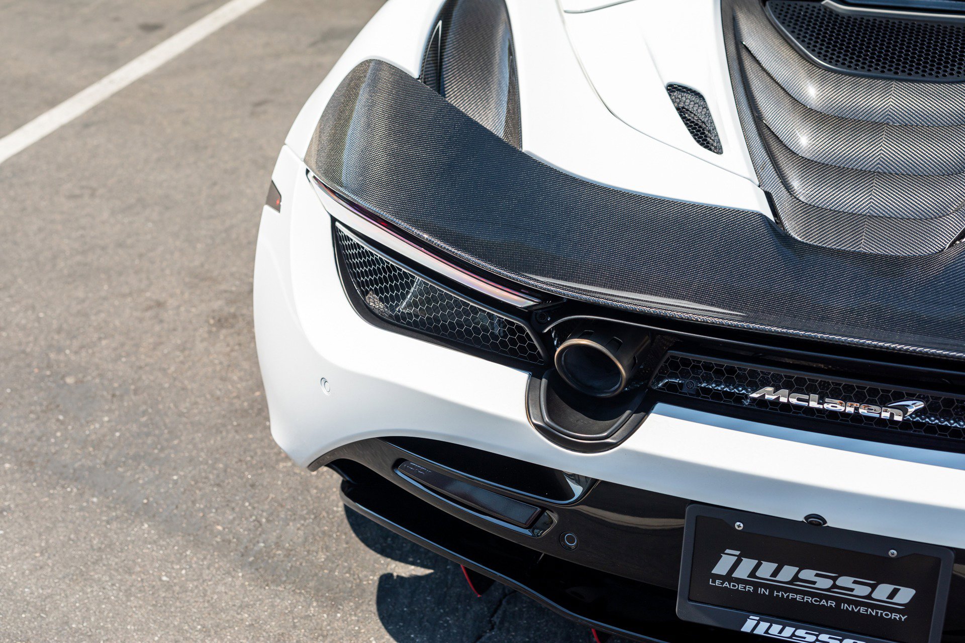 Used 2020 McLaren 720S Performance photo 42