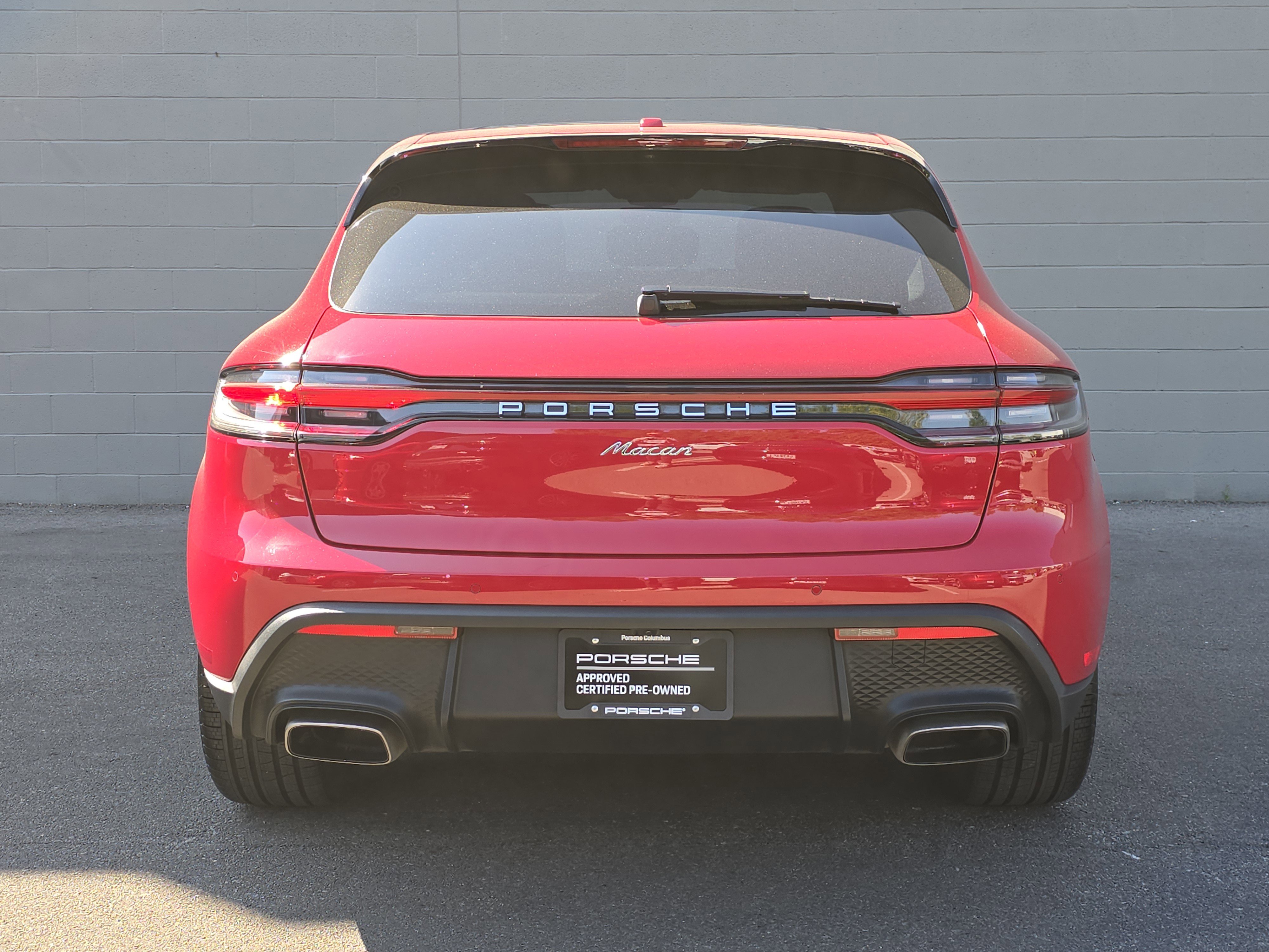 2025 Porsche Macan