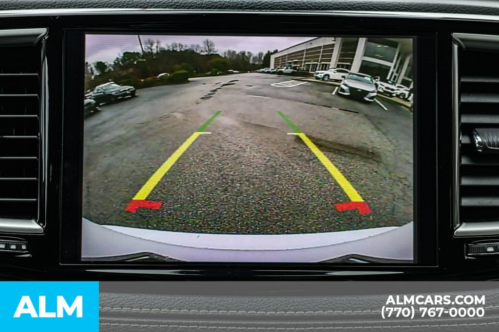 2024 Chrysler Pacifica Select