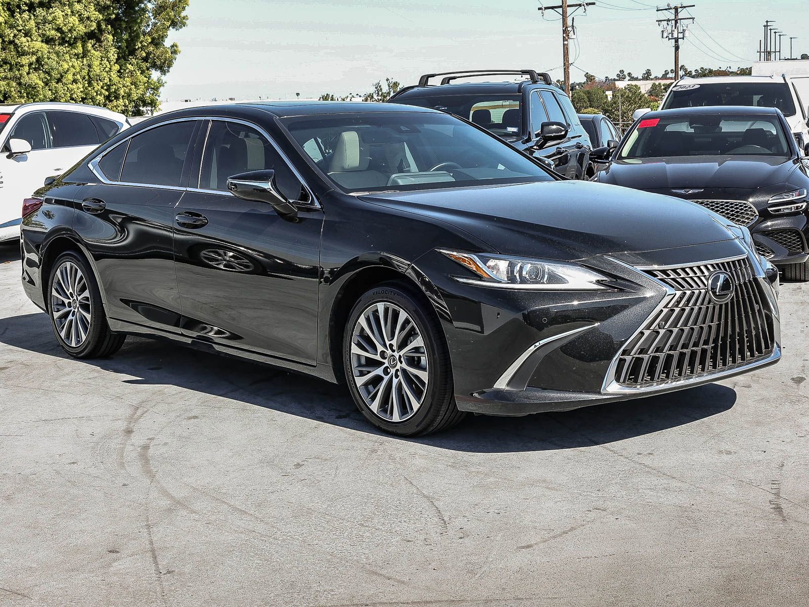 2025 Lexus ES 300h