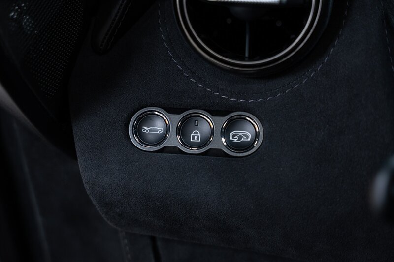 Used 2018 McLaren 720S Performance photo 51