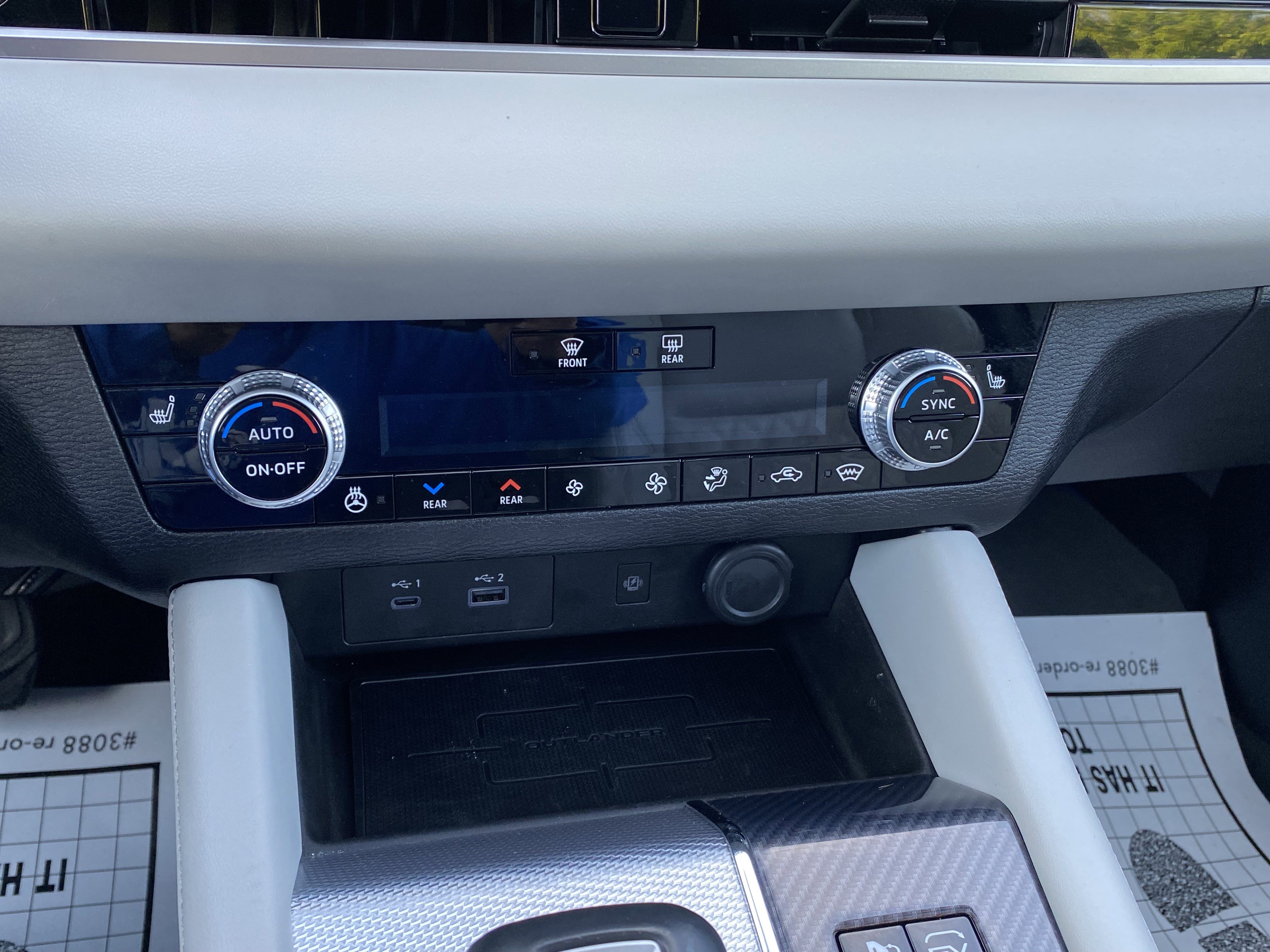 2024 Mitsubishi Outlander 4WD Plug-In Hybrid