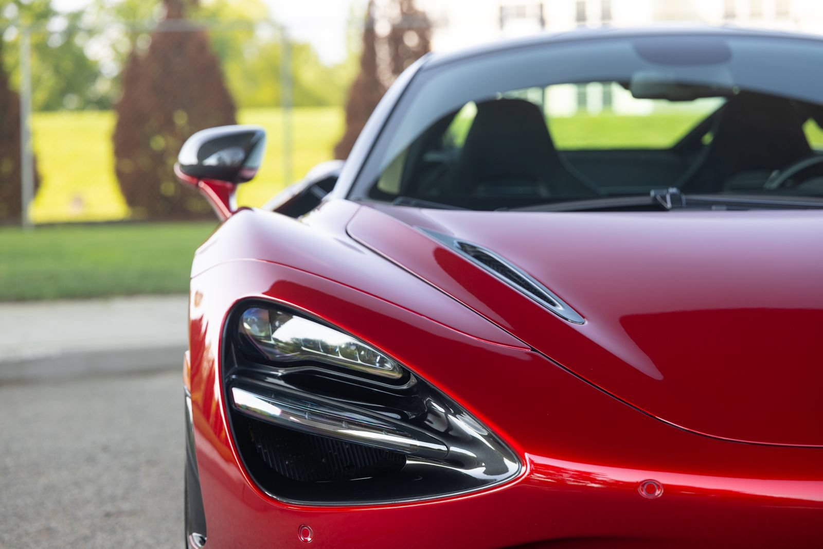 Used 2021 McLaren 720S Performance photo 18