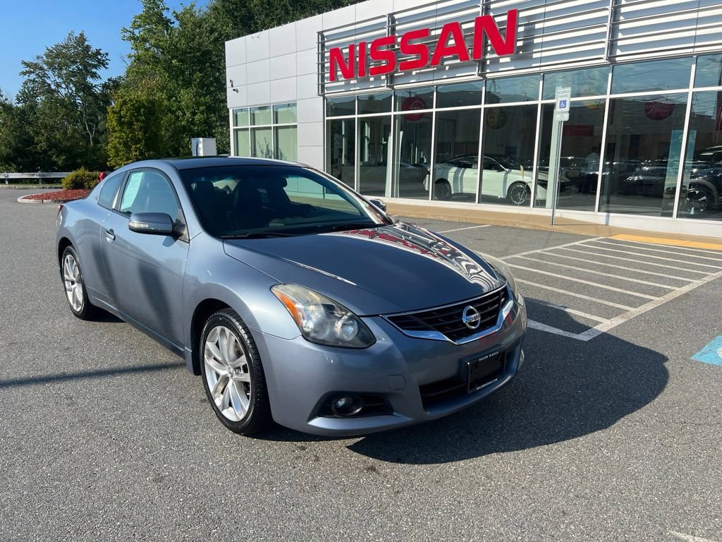 Used 2011 Nissan Altima 3.5 SR w/ Leather Pkg