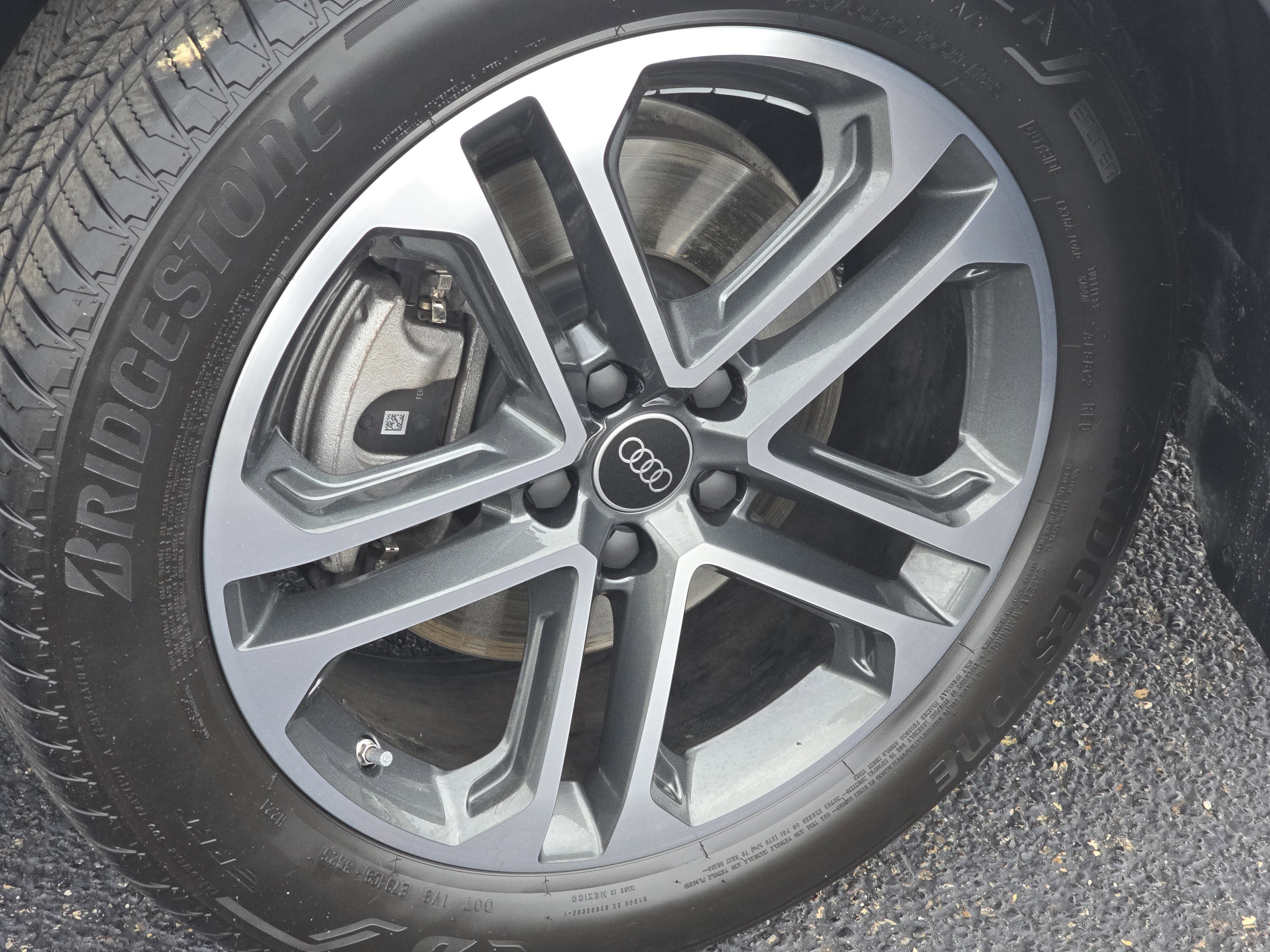 2025 Audi Q5 Premium