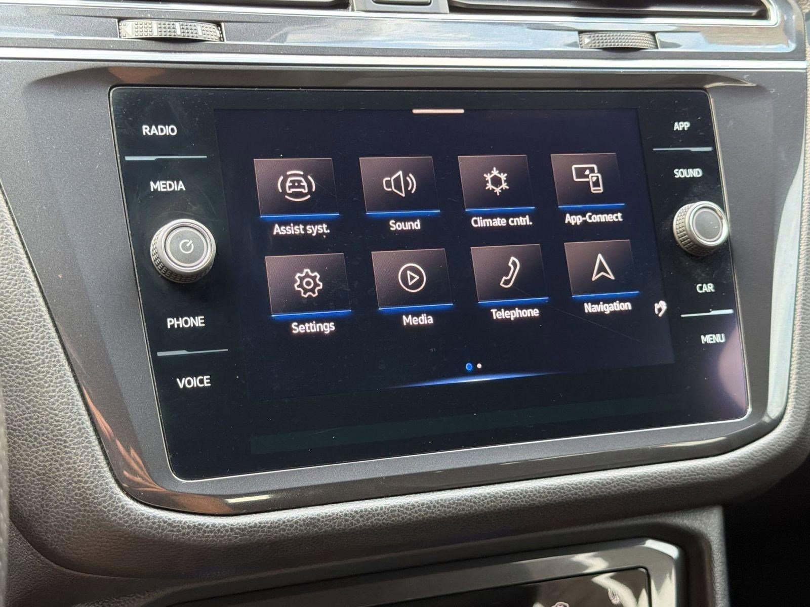 2022 Volkswagen Tiguan SE R-Line